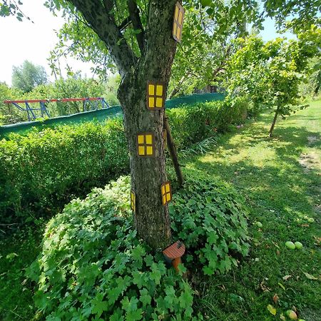 Kuca Za Odmor Bajtica Villa Jesenovec Bagian luar foto