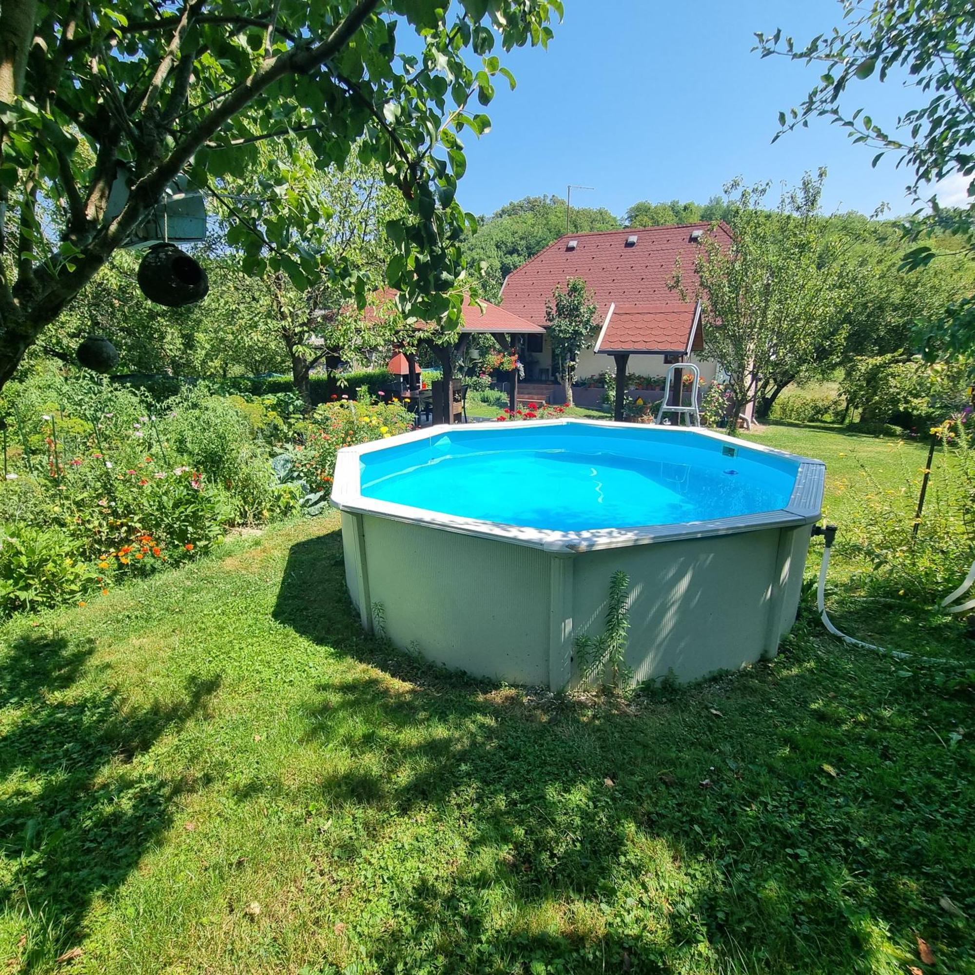 Kuca Za Odmor Bajtica Villa Jesenovec Bagian luar foto