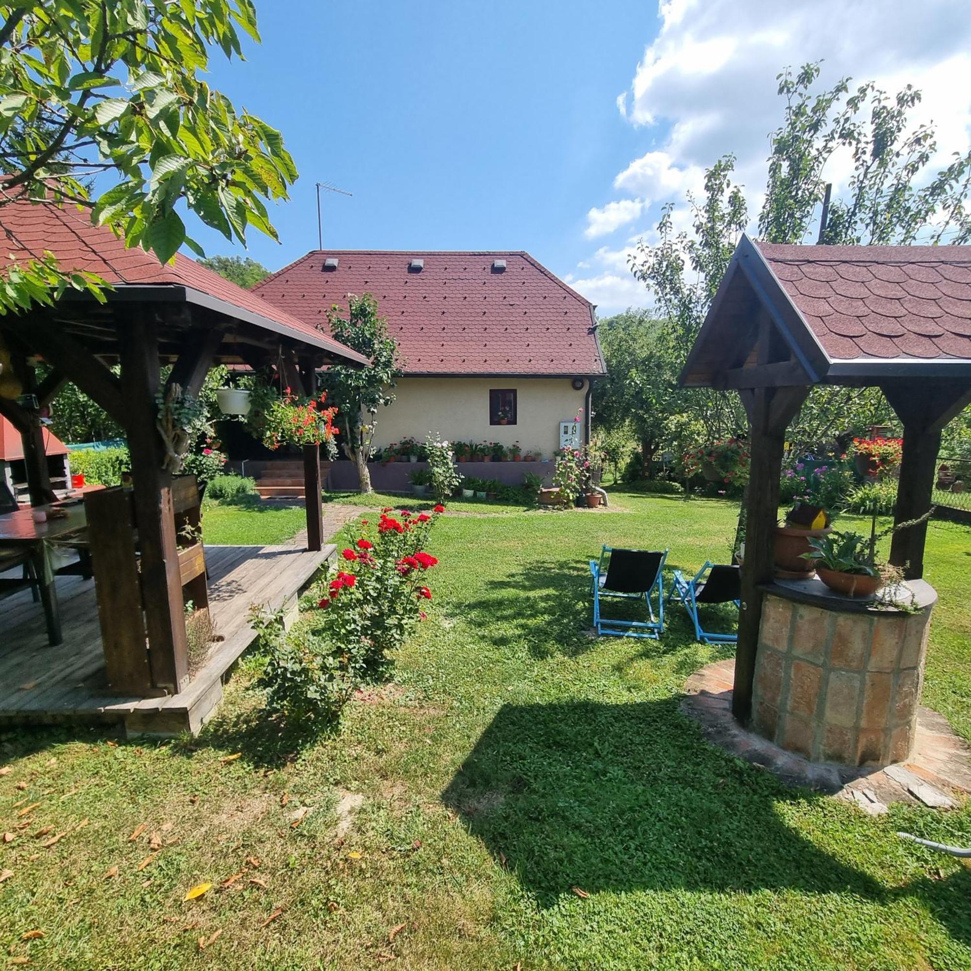 Kuca Za Odmor Bajtica Villa Jesenovec Bagian luar foto