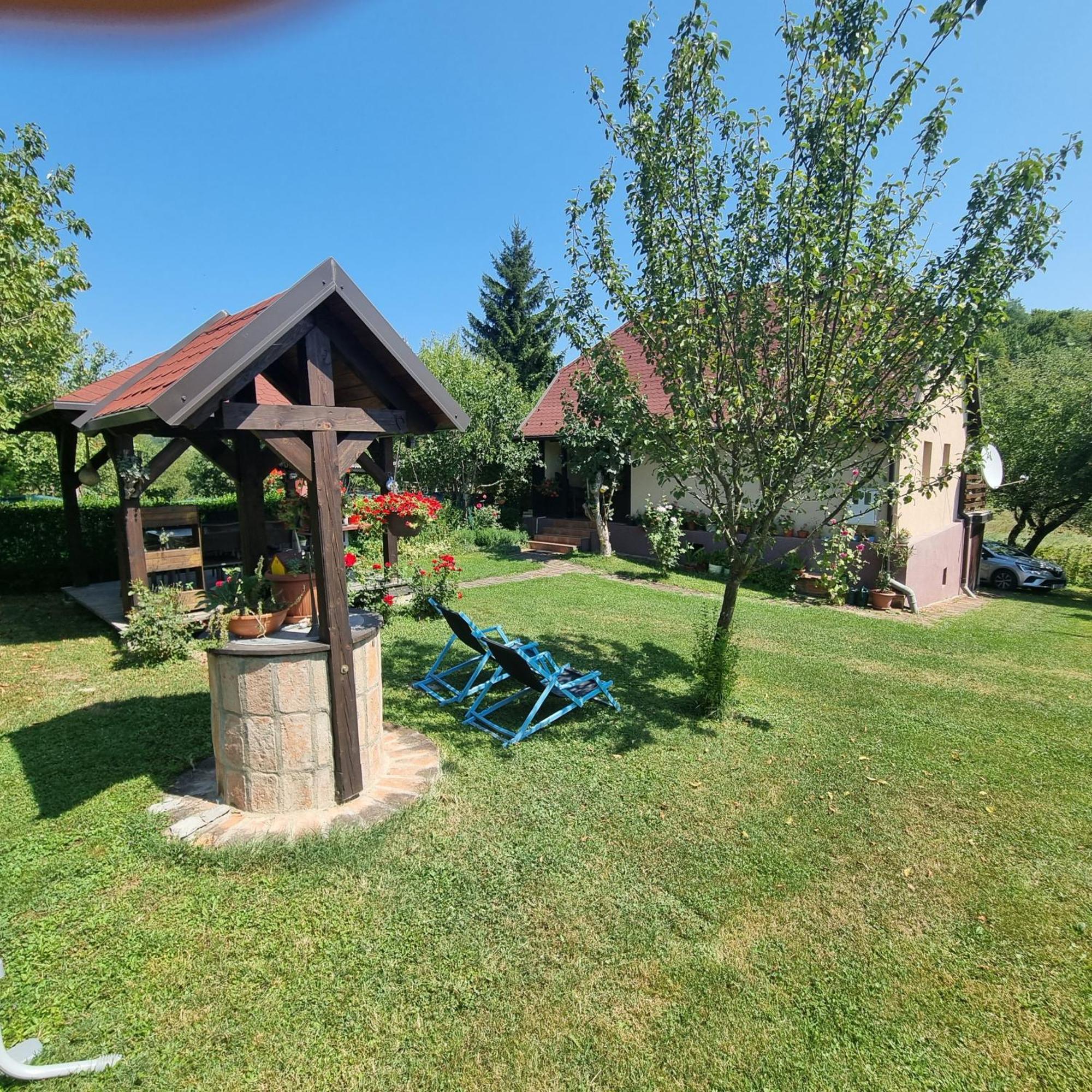 Kuca Za Odmor Bajtica Villa Jesenovec Bagian luar foto